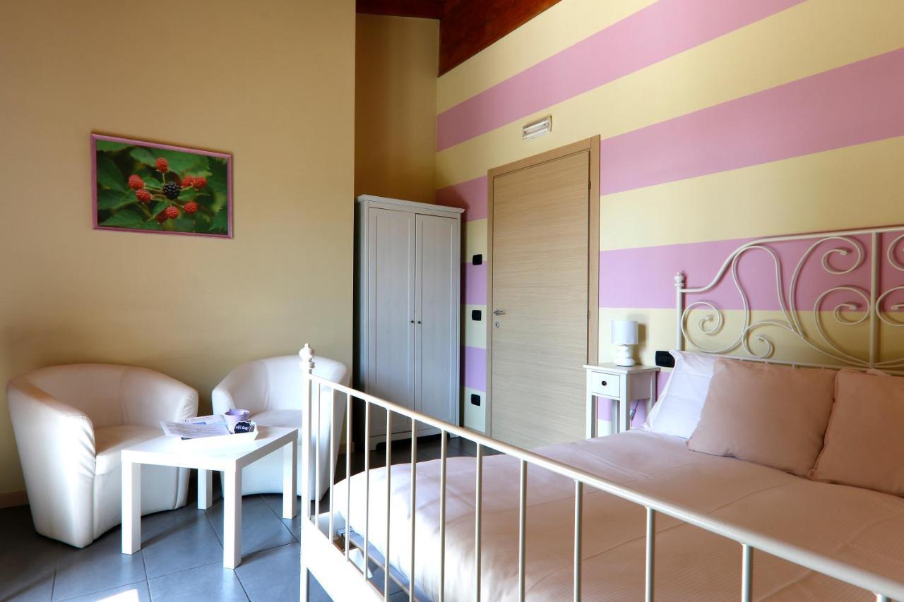 Agriturismo Terra E Lago D'Iseo Franciacorta Паратико Екстериор снимка