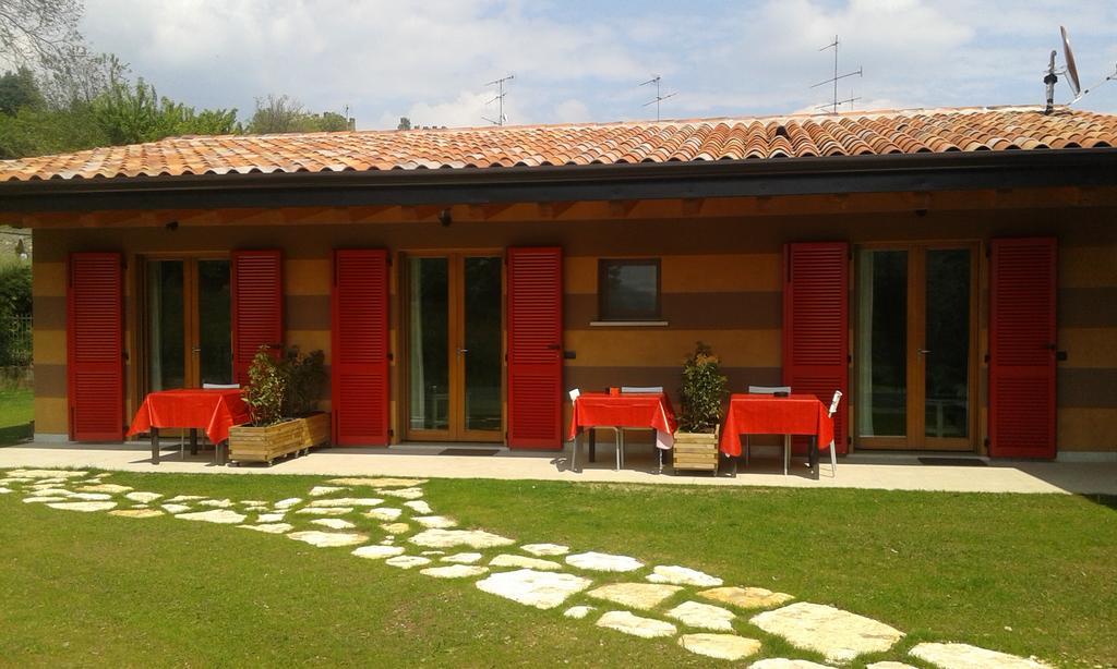 Agriturismo Terra E Lago D'Iseo Franciacorta Паратико Екстериор снимка