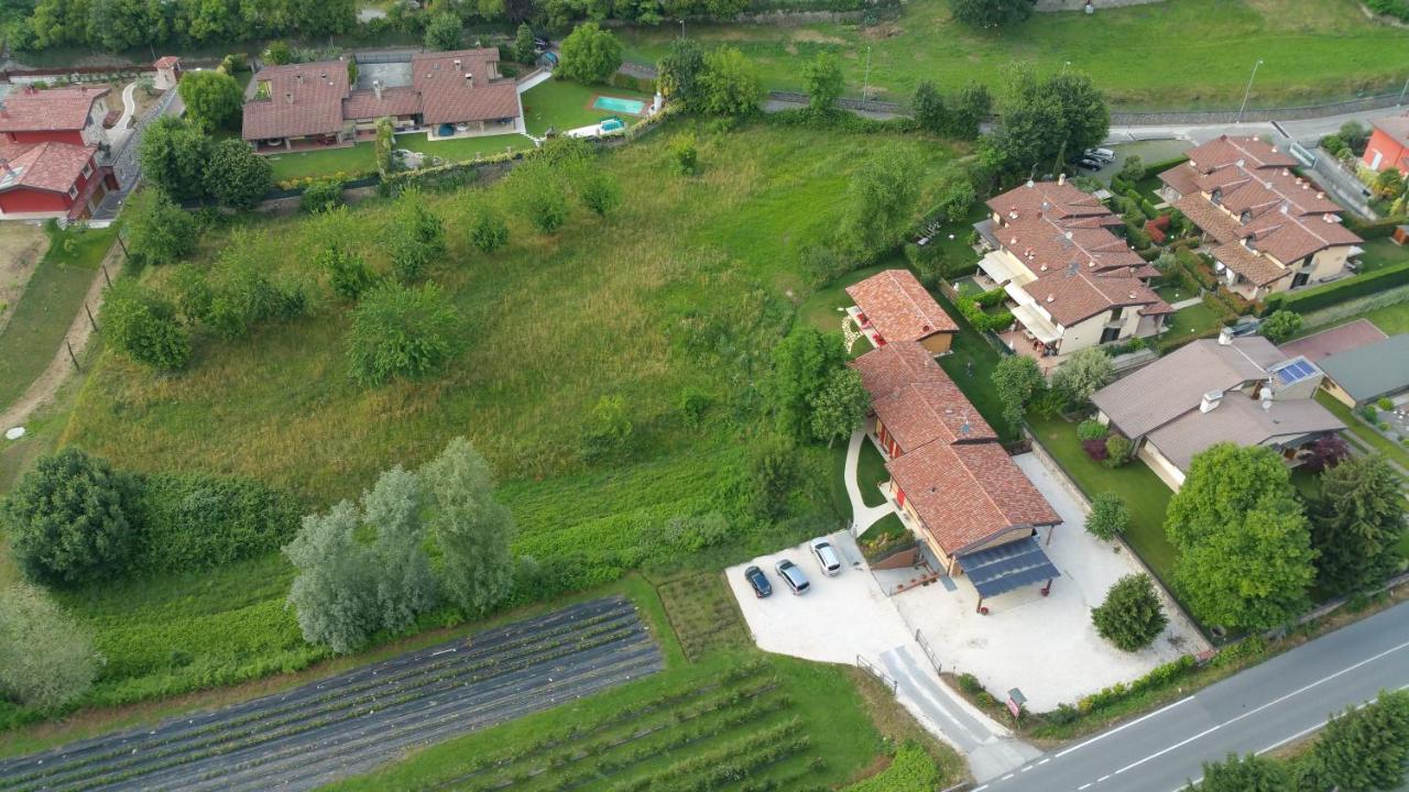 Agriturismo Terra E Lago D'Iseo Franciacorta Паратико Екстериор снимка